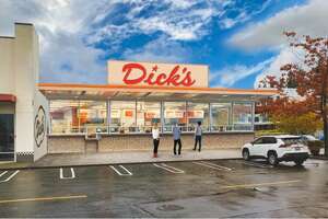 Dick's Drive-In Bellevue location to open Dec. 16